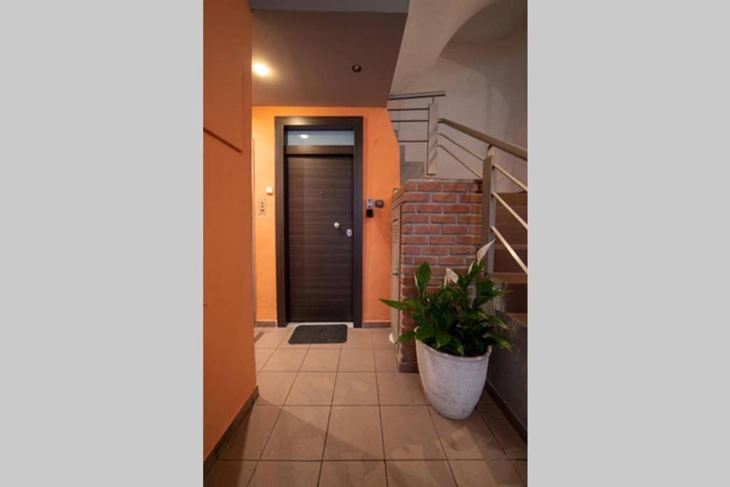 Brand New Aprt With Backyard In Lycabettus Hill ! Apartment Athens Exterior photo